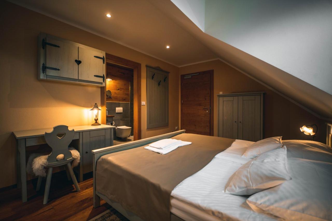 Hotel Zamorc Skofja Loka Ngoại thất bức ảnh